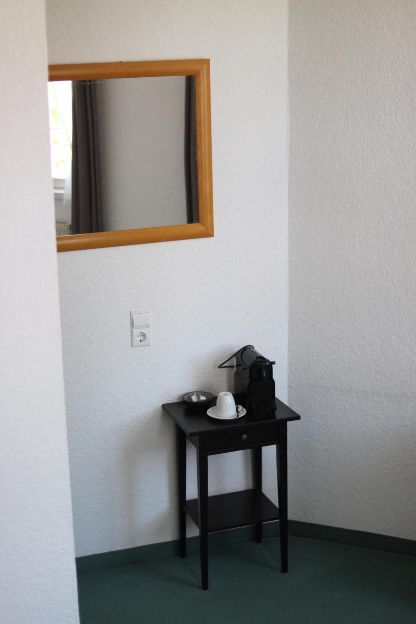 Hotel Restaurant Erbprinz Walldorf エクステリア 写真