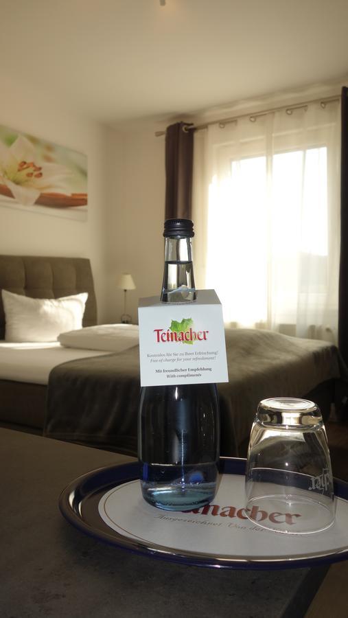 Hotel Restaurant Erbprinz Walldorf エクステリア 写真
