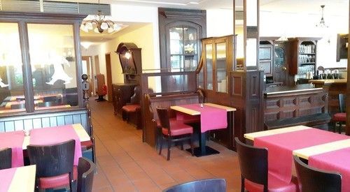 Hotel Restaurant Erbprinz Walldorf エクステリア 写真